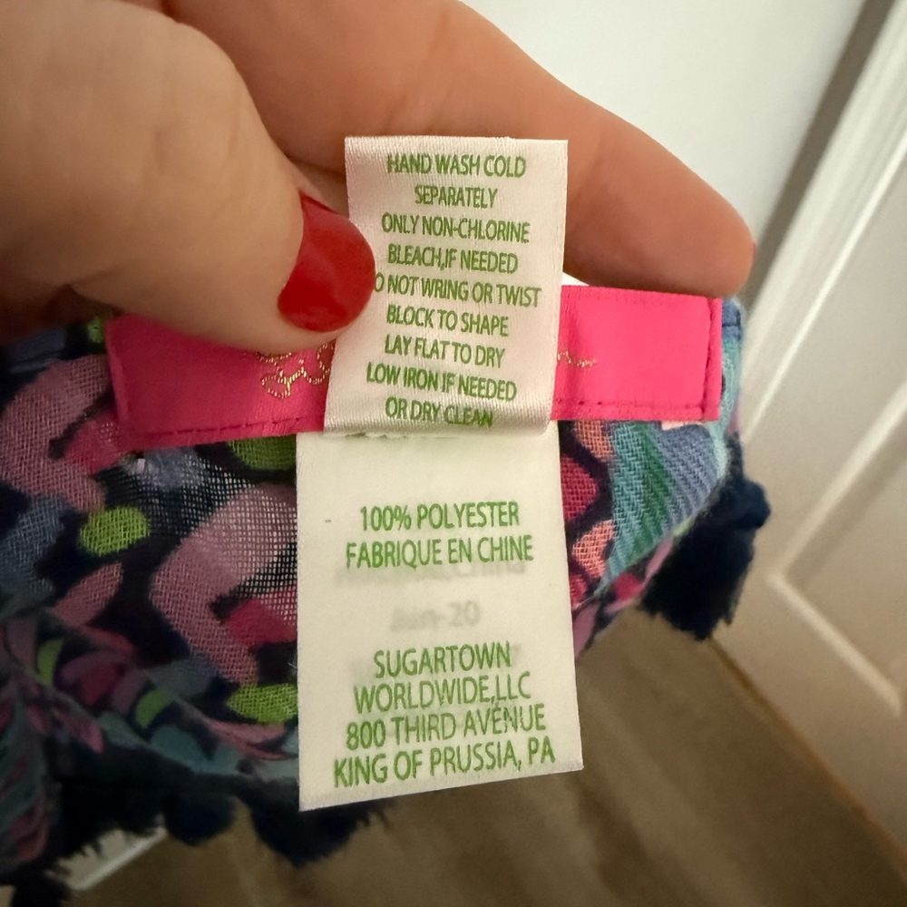 Lilly Pulitzer Resort Scarf - Picture 3 of 5